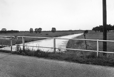 839240 Gezicht op de Kromme Rijn bij Werkhoven (gemeente Bunnik), vanaf de Leemkolkbrug.